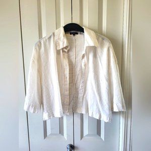 DYNAMITE Size Medium Button-Up Crop Top